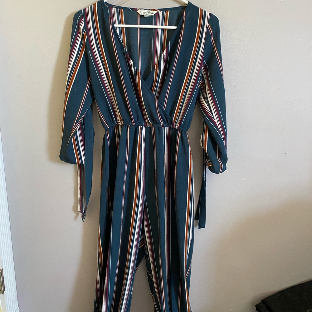 Speechless jumpsuit size small